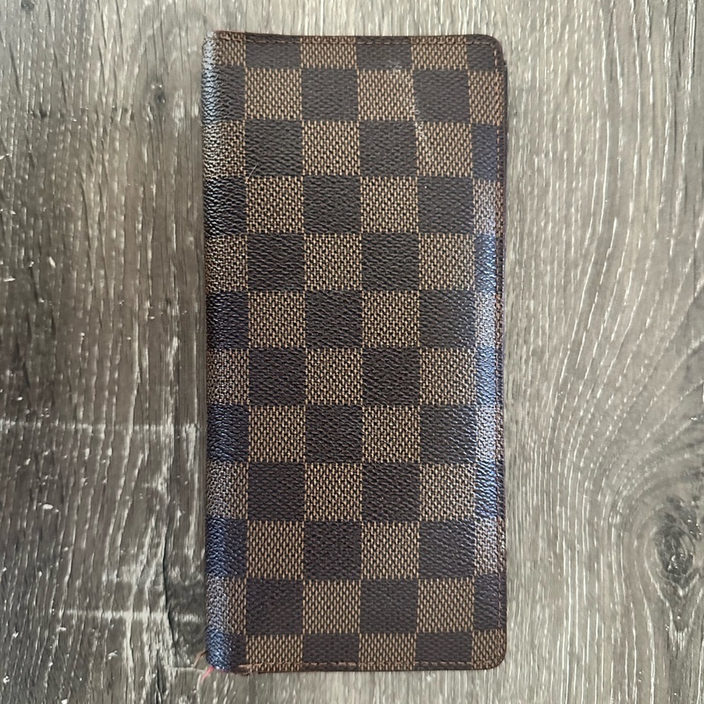 Louis Vuitton Brown Checkered Wallet - Picture 2 of 7